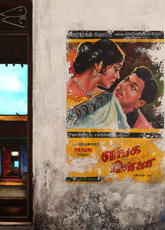 Door Santhanam 7